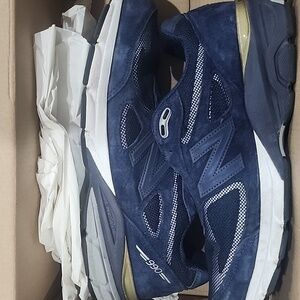 New Balance Men's Navy and Gold Sneakers